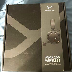 *BRAND NEW* Gaming Pro Headset MMX-200 Wireless Studio Series